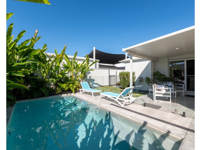 29 Waderbird Crescent, Pelican Waters QLD 4551