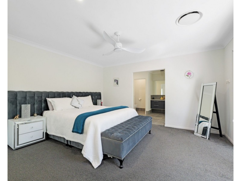 29 Waderbird Crescent, Pelican Waters QLD 4551