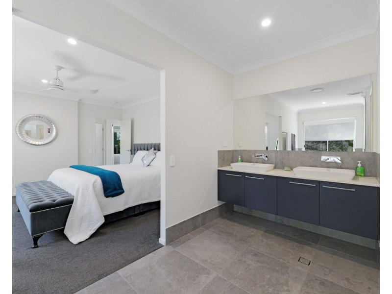 29 Waderbird Crescent, Pelican Waters QLD 4551