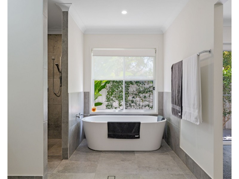 29 Waderbird Crescent, Pelican Waters QLD 4551