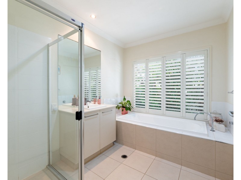 20 Trinity Place, Pelican Waters QLD 4551