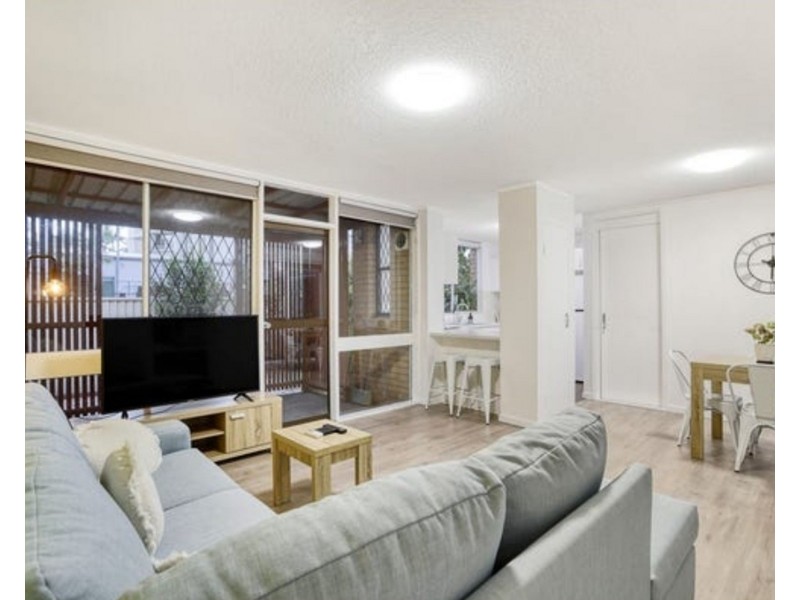 9/11 Peninsular Drive, Surfers Paradise QLD 4217