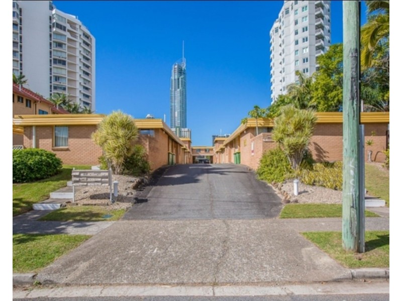 9/11 Peninsular Drive, Surfers Paradise QLD 4217