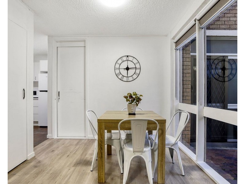 9/11 Peninsular Drive, Surfers Paradise QLD 4217