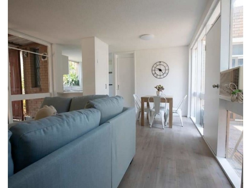 9/11 Peninsular Drive, Surfers Paradise QLD 4217