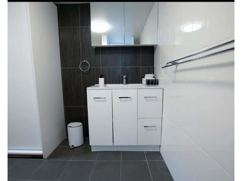 9/11 Peninsular Drive, Surfers Paradise QLD 4217