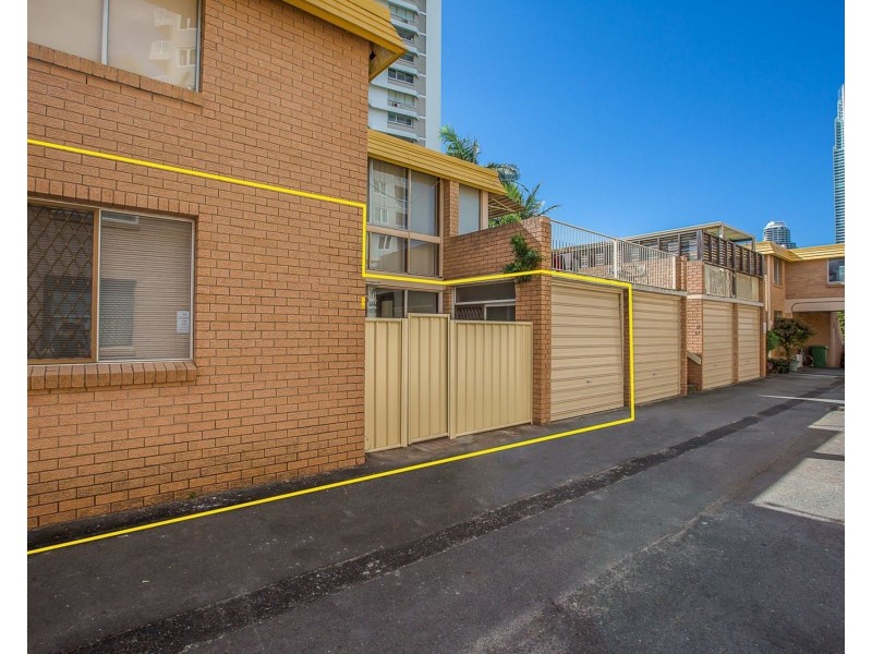 9/11 Peninsular Drive, Surfers Paradise QLD 4217