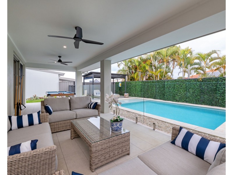 49 Marina View Drive, Pelican Waters QLD 4551