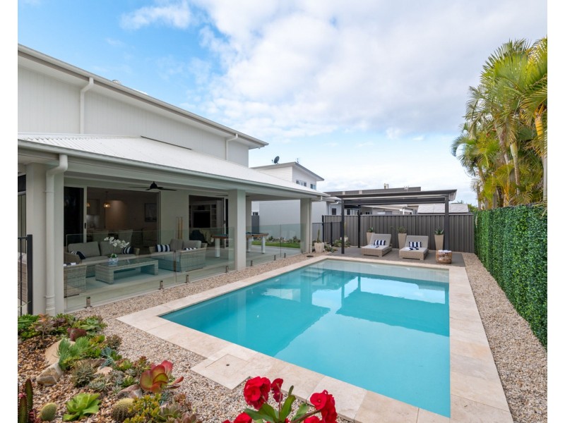 49 Marina View Drive, Pelican Waters QLD 4551