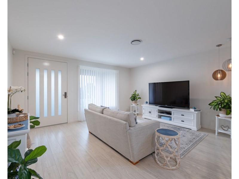 49 Marina View Drive, Pelican Waters QLD 4551
