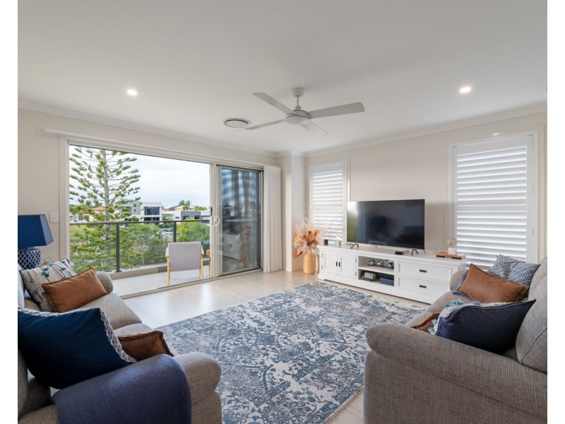 49 Marina View Drive, Pelican Waters QLD 4551