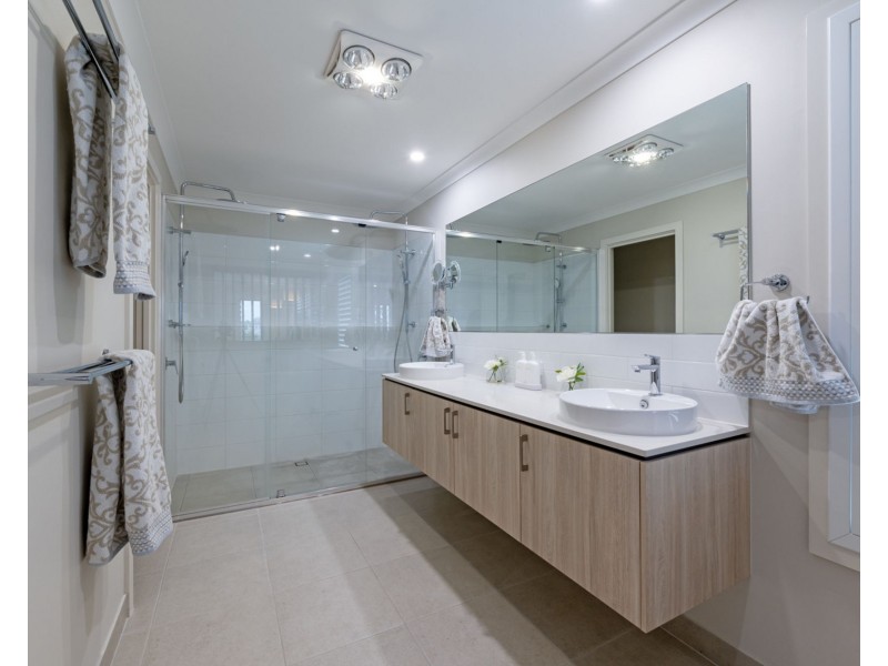 49 Marina View Drive, Pelican Waters QLD 4551