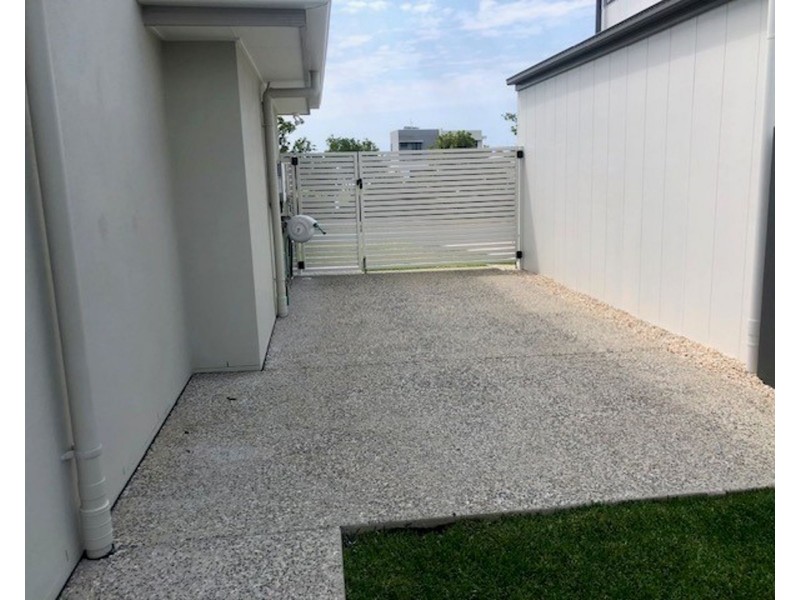 49 Marina View Drive, Pelican Waters QLD 4551