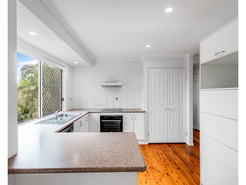 1102 Oakey Flat Road, Narangba QLD 4504