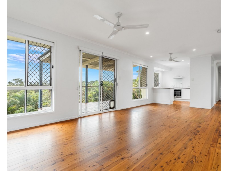 1102 Oakey Flat Road, Narangba QLD 4504