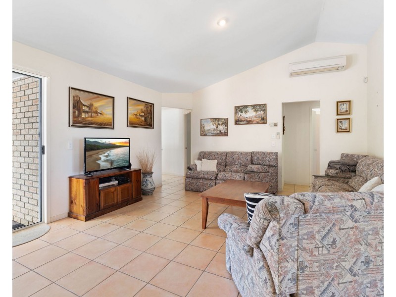 23 Kite Circuit, Arundel QLD 4214