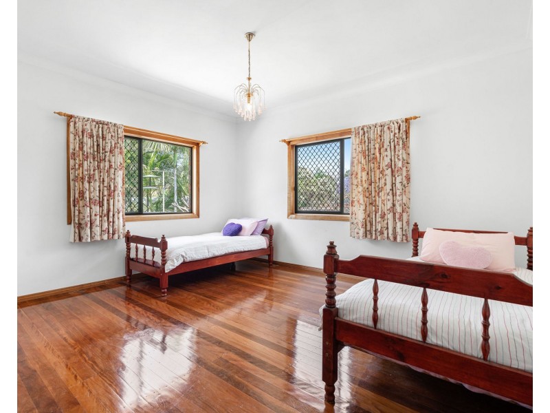 92 Castlerea Street, Tingalpa QLD 4173