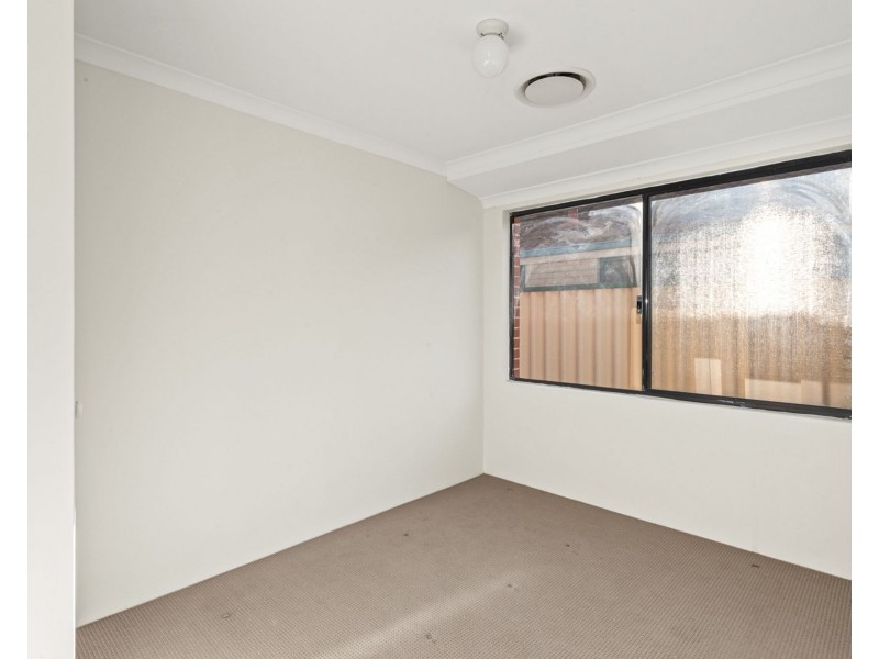 11 Carpentaria Drive, Port Kennedy WA 6172