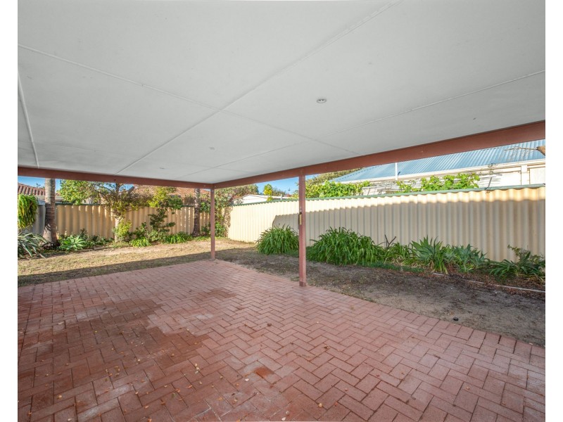 11 Carpentaria Drive, Port Kennedy WA 6172