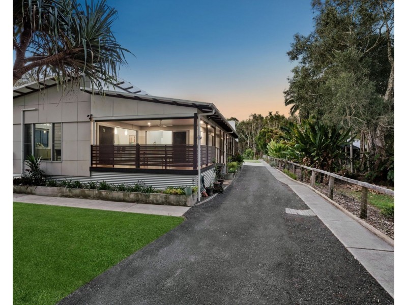 23 Wygani Drive, Noosa North Shore QLD 4565