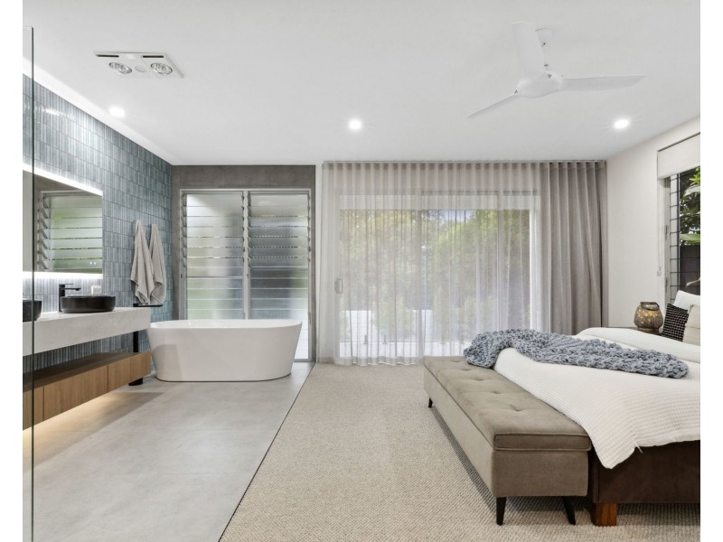 26 Resolute Street, Sunrise Beach QLD 4567