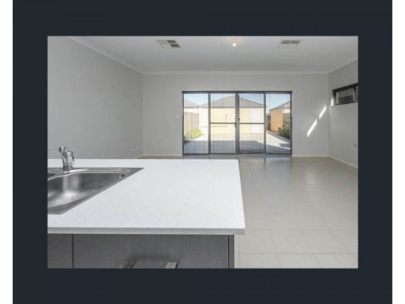 233 Suffolk Street, Caversham WA 6055