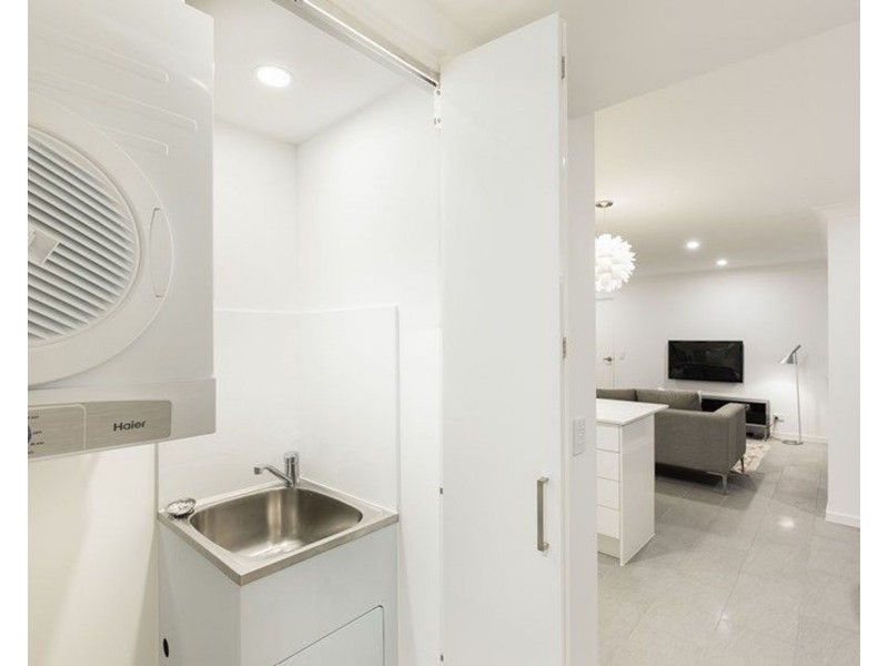 4/44 Jackson Street, Hamilton QLD 4007