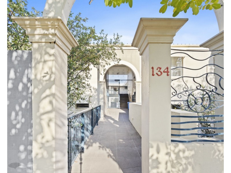 9/134 Hardgrave Road, West End QLD 4101