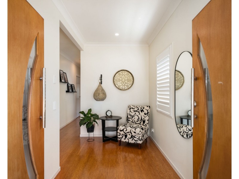 3 Marine Parade, Redcliffe QLD 4020