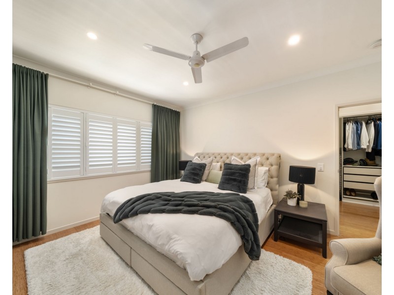 3 Marine Parade, Redcliffe QLD 4020