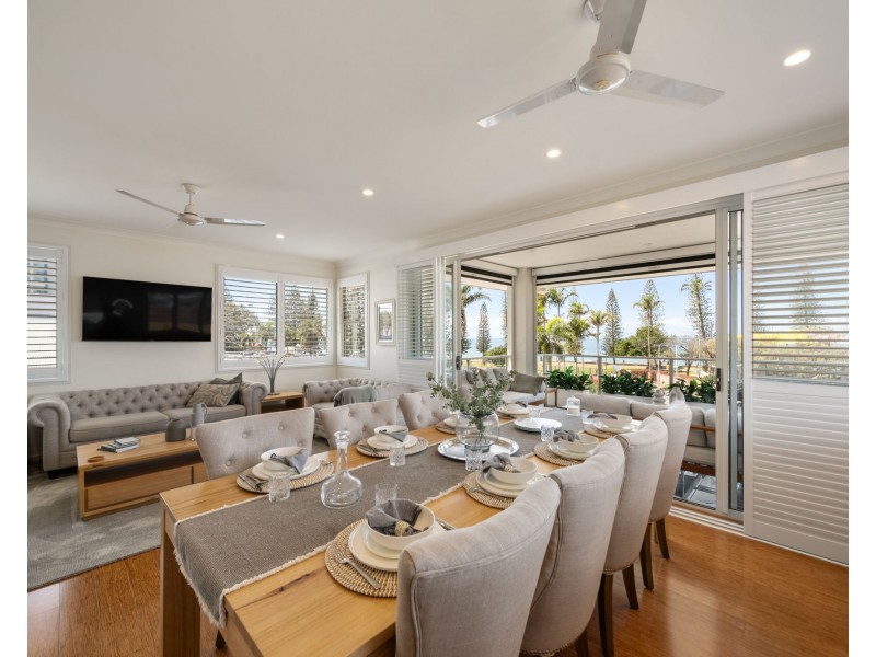 3 Marine Parade, Redcliffe QLD 4020