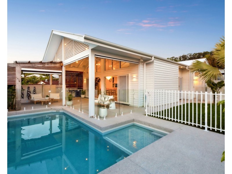 12 Greenhills Place, Coolum Beach QLD 4573