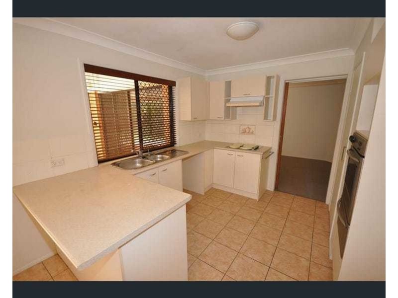 6 Phar Lap Court, Little Mountain QLD 4551