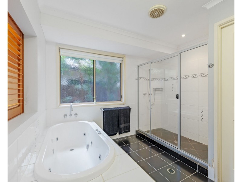 6 Botany Drive, Pelican Waters QLD 4551