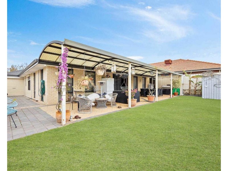 8 Durant Way, Ellenbrook WA 6069