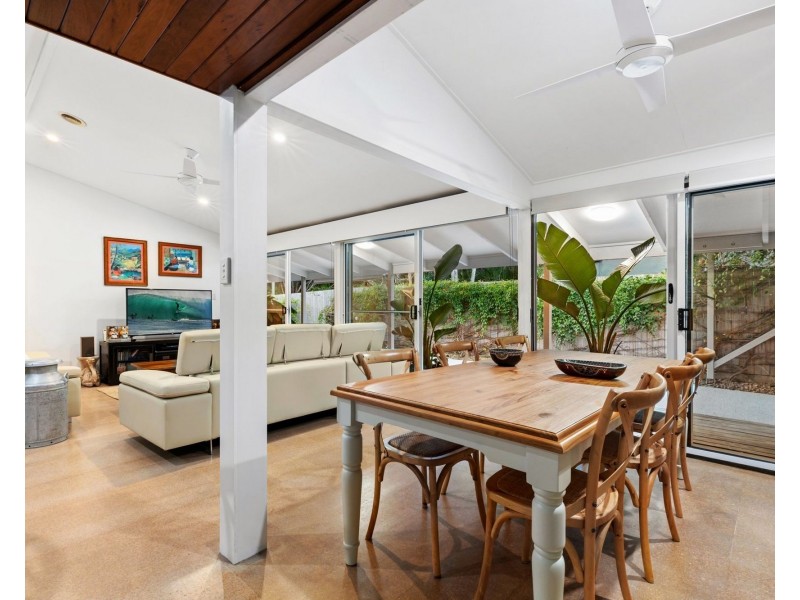 23 Sail Street, Noosaville QLD 4566