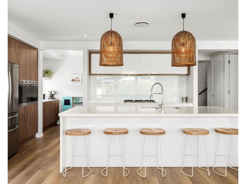 25 Warrego Drive, Pelican Waters QLD 4551