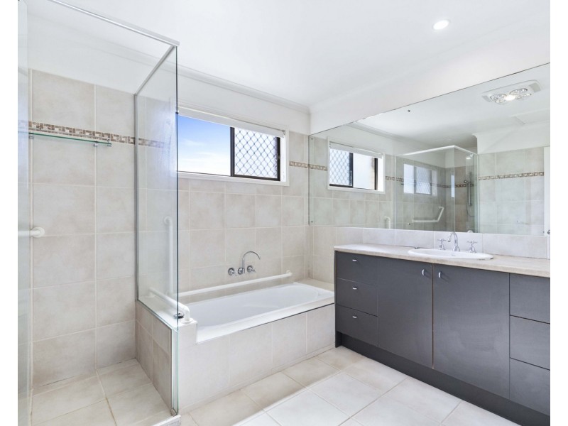 1/53 Stoneleigh Street, Albion QLD 4010