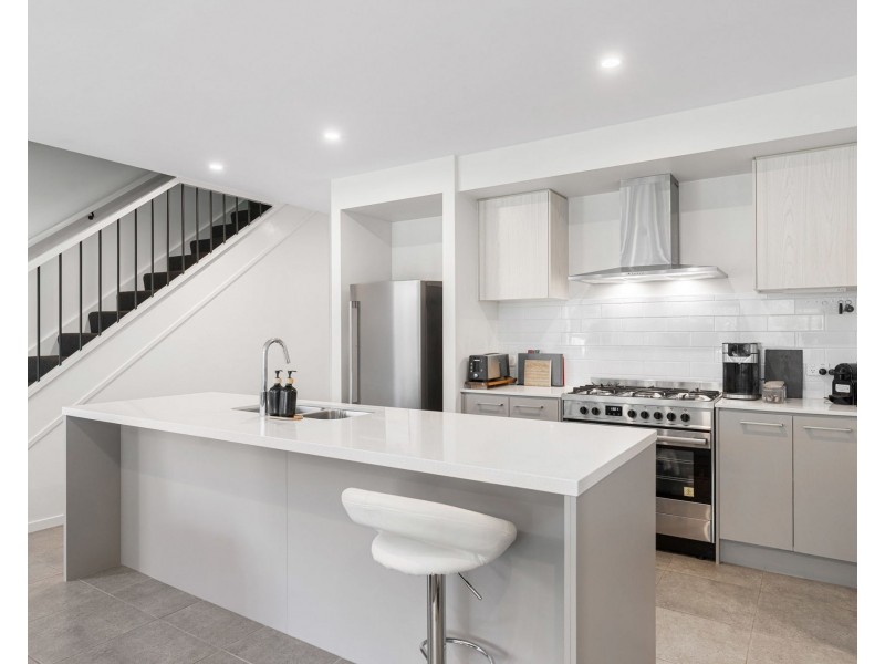 19 Ruchi Place, Wynnum West QLD 4178