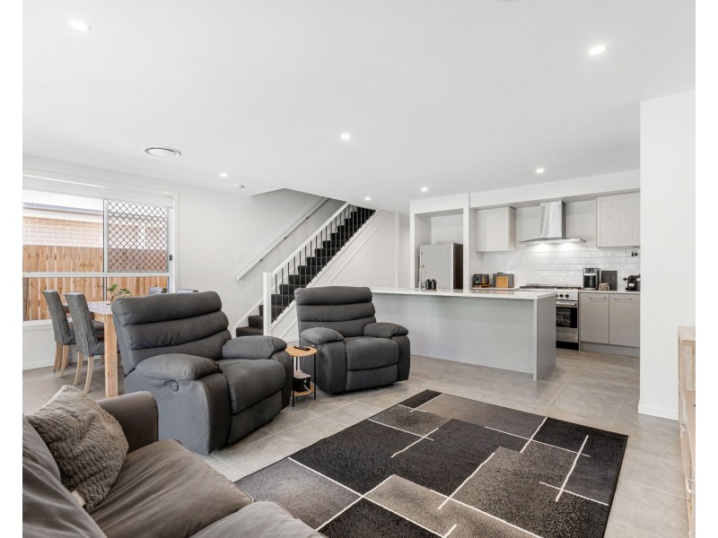 19 Ruchi Place, Wynnum West QLD 4178
