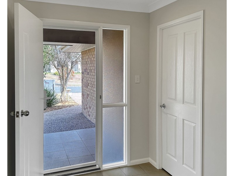 29 Peregrine Drive, Lowood QLD 4311