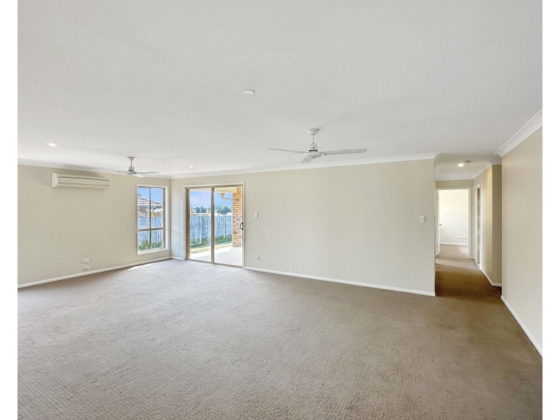 29 Peregrine Drive, Lowood QLD 4311