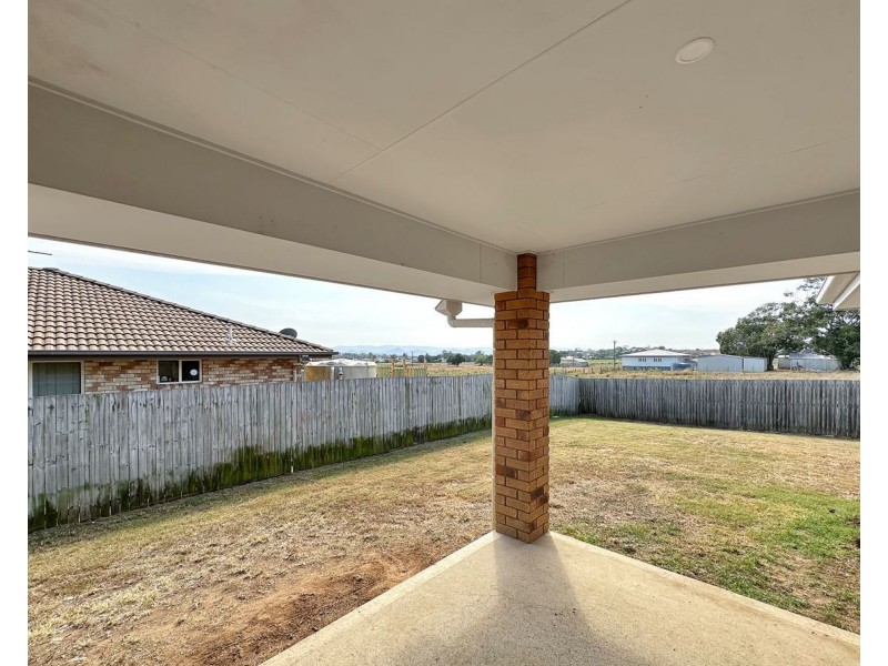 29 Peregrine Drive, Lowood QLD 4311