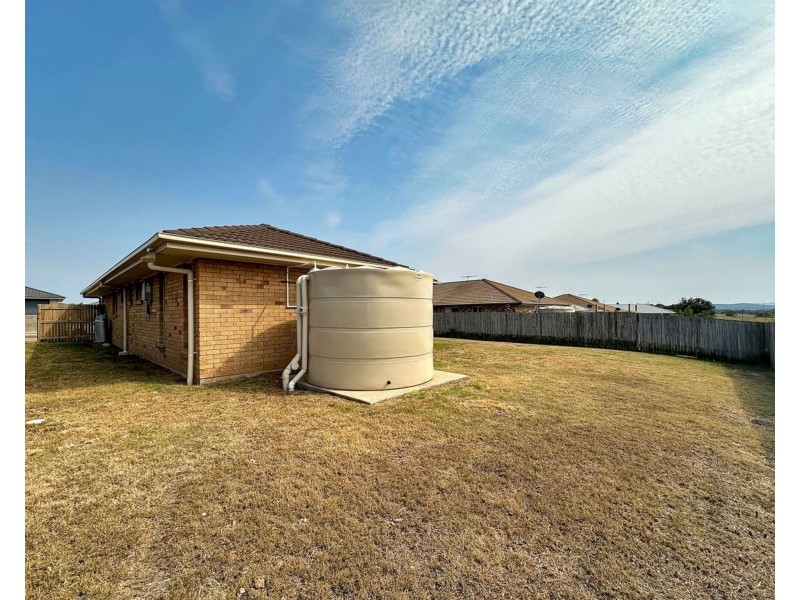 29 Peregrine Drive, Lowood QLD 4311