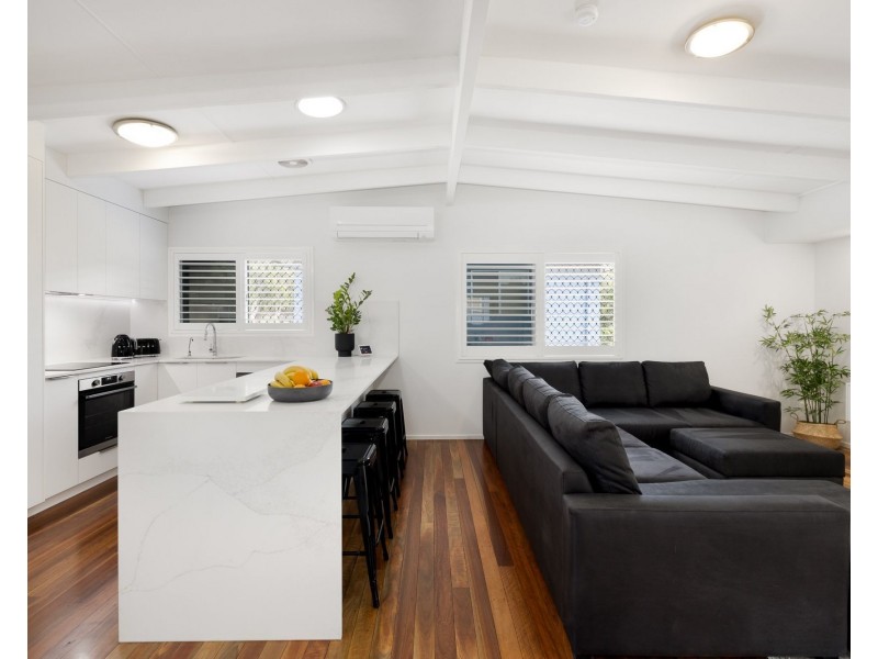 34 Carwell Avenue, Petrie QLD 4502