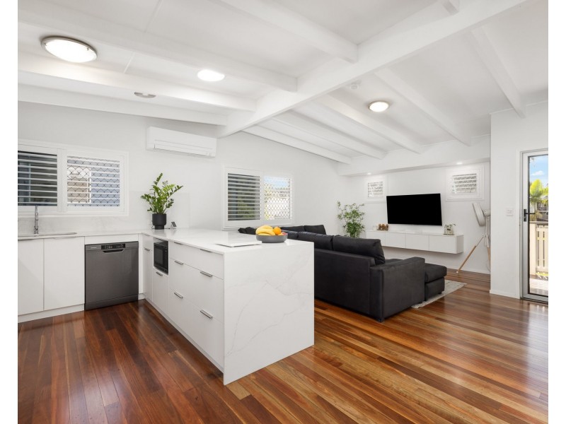 34 Carwell Avenue, Petrie QLD 4502