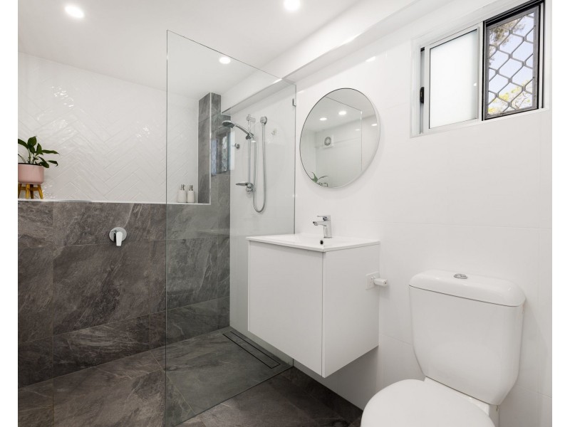 34 Carwell Avenue, Petrie QLD 4502