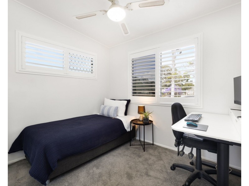 34 Carwell Avenue, Petrie QLD 4502