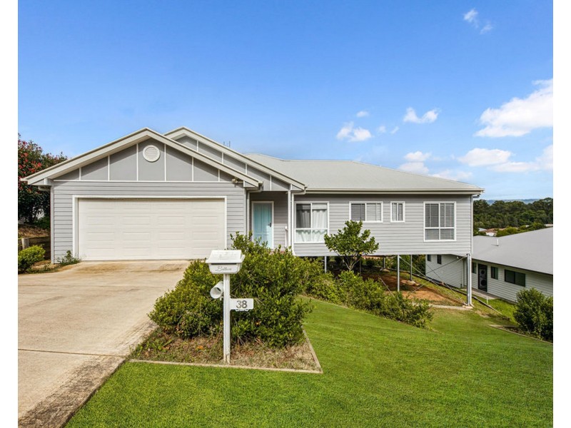 38 Egret Avenue, Woombye QLD 4559