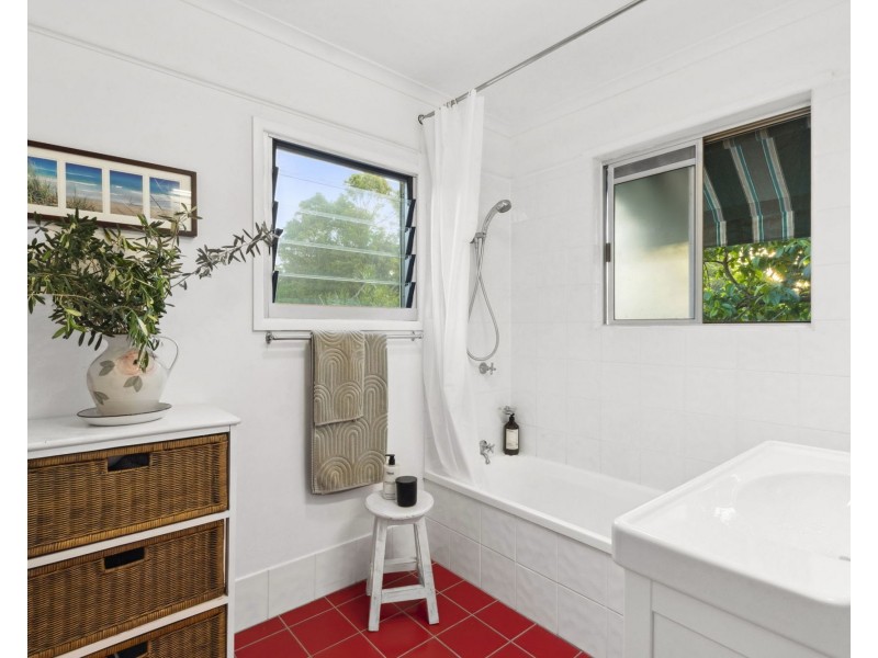 45 Woongar Street, Boreen Point QLD 4565